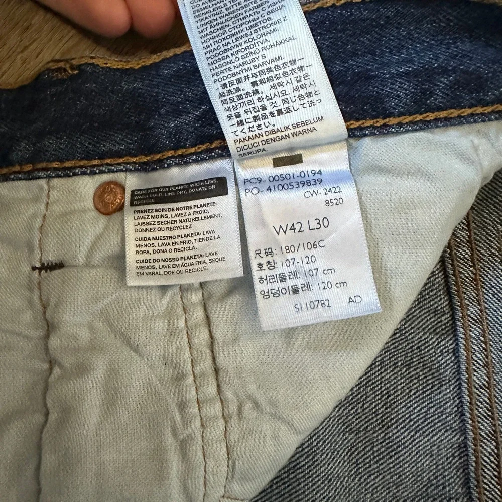 Levis 501 Original Fit Button Fly‎ Blue Denim Jeans Mens 42x30 Medium Wash